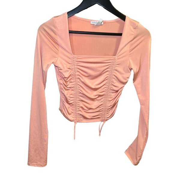 (5 for $25) Long Sleeve Ruched Crop Top in Rose Size Small - Picture 5 of 5